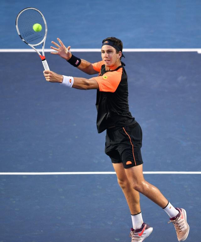 于通过频繁 于通过频繁